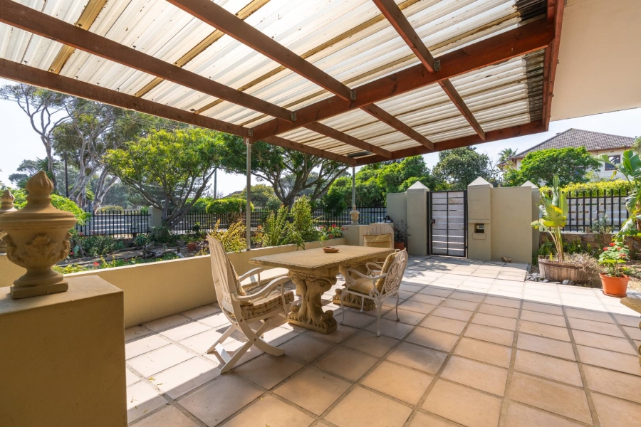 4 Bedroom Property for Sale in Milnerton Western Cape